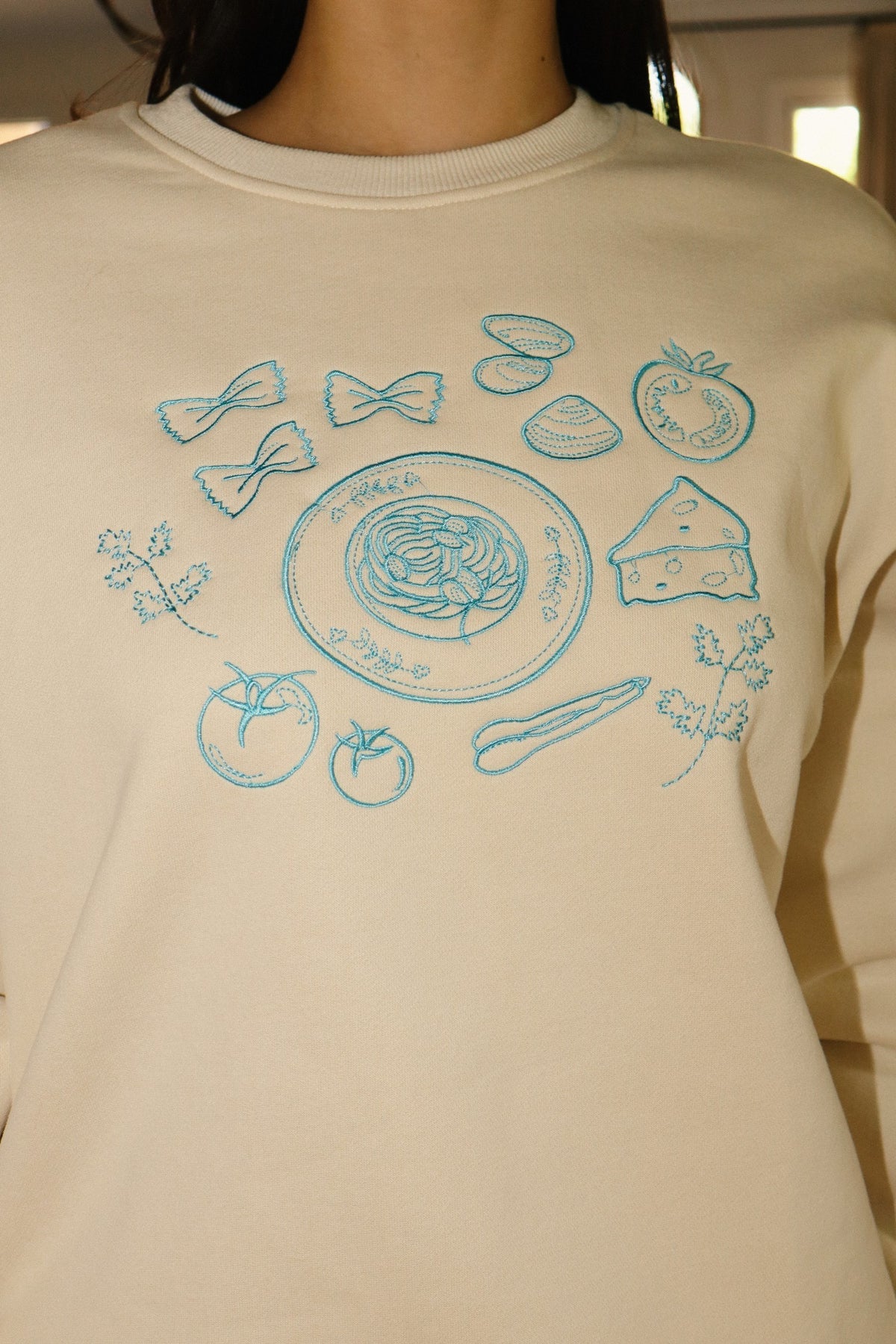 Farfalle Embroidered Cream Sweatshirt