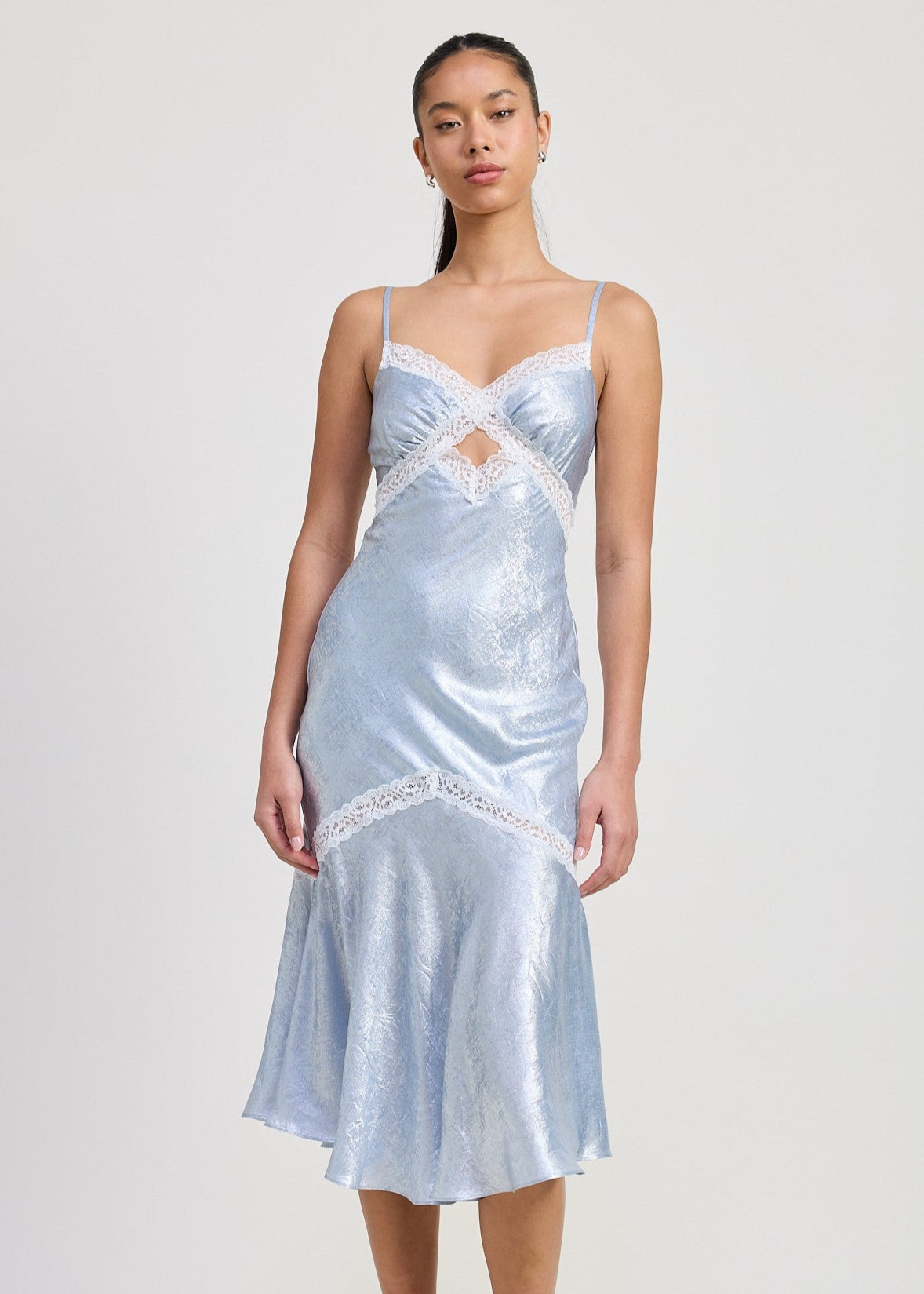 Blue Eyes Lace Midi Dress