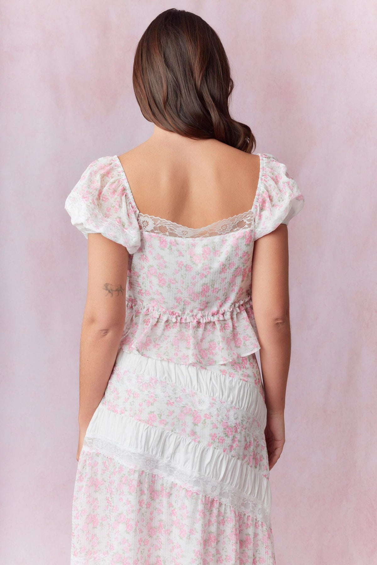 Penelope Pink Lace Trim Puff Sleeve Top