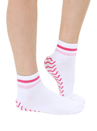 Pink Line Grip Ankle Socks