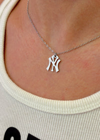 NY Cutie Silver Necklace