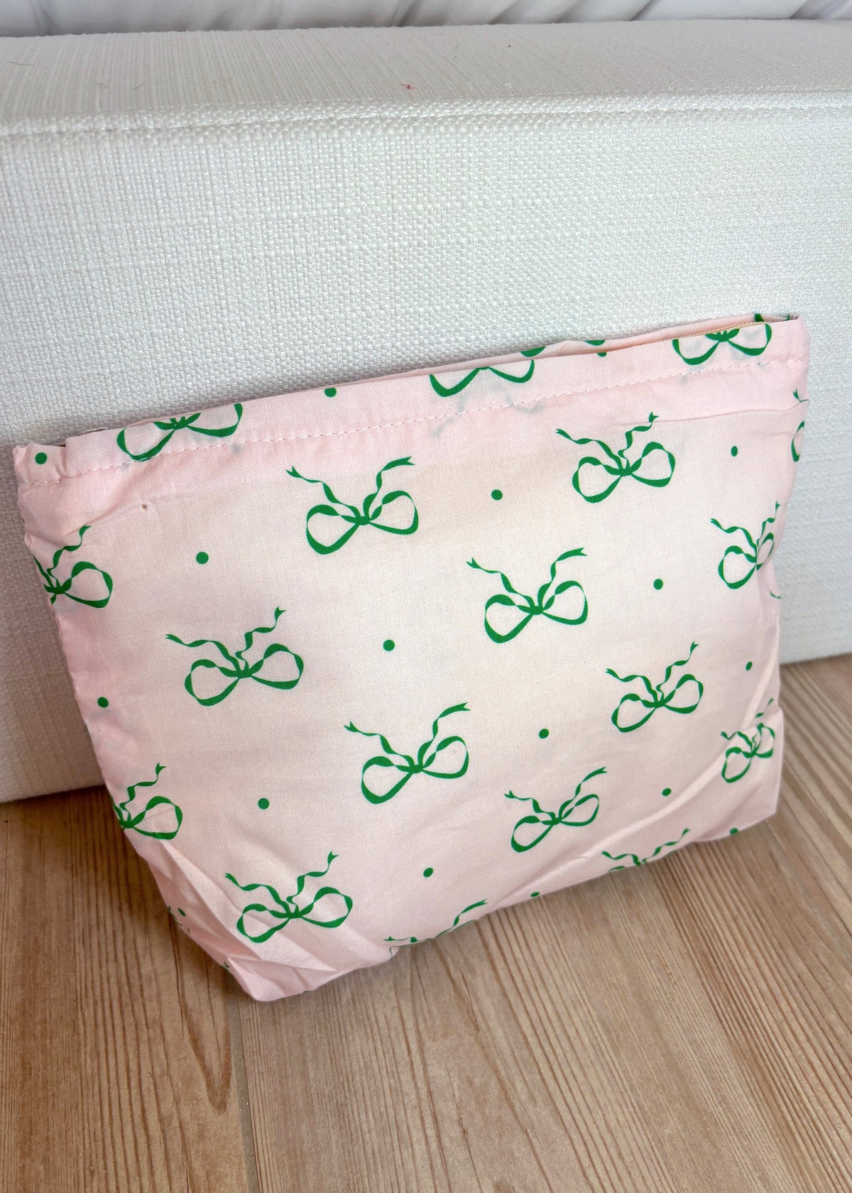 Sweet Green Bow Makeup Bag