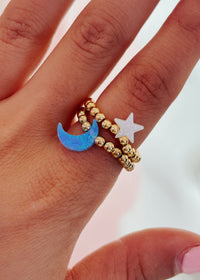 18k Gold Opal Ring