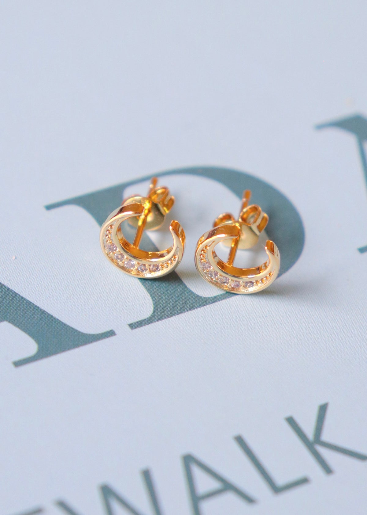 18k Gold Curved Moon Studs