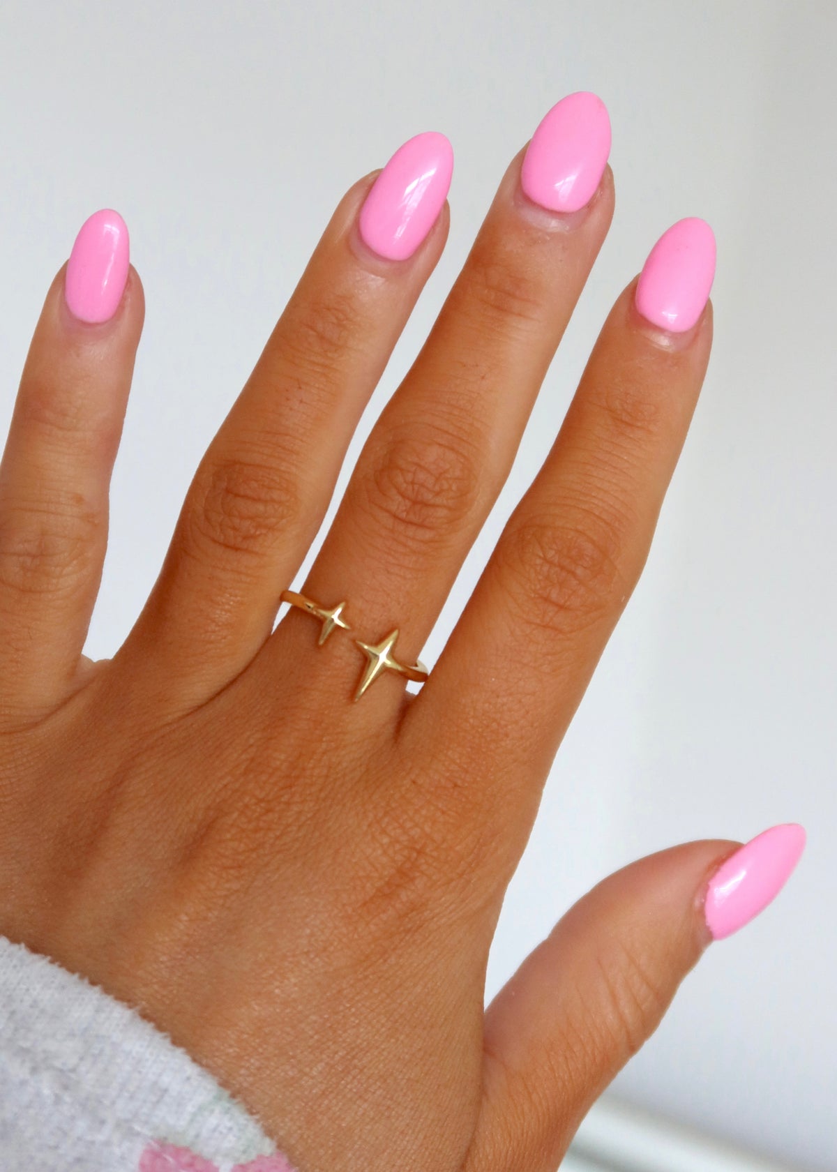 18k Gold Skinny Twinkle Ring