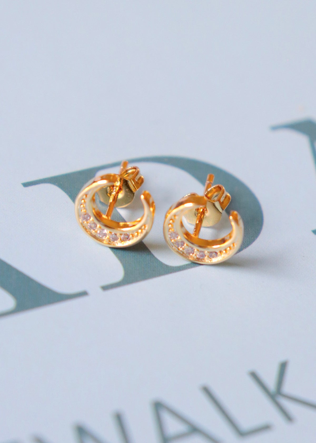 18k Gold Curved Moon Studs