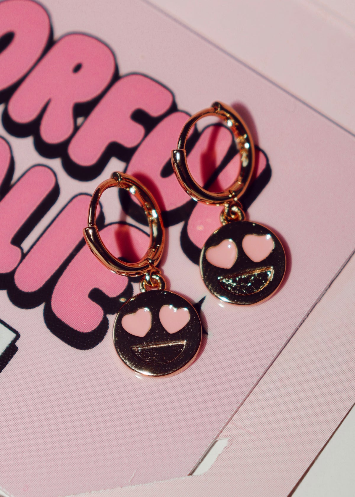 18k Gold Pink Emoji Smiley Huggies