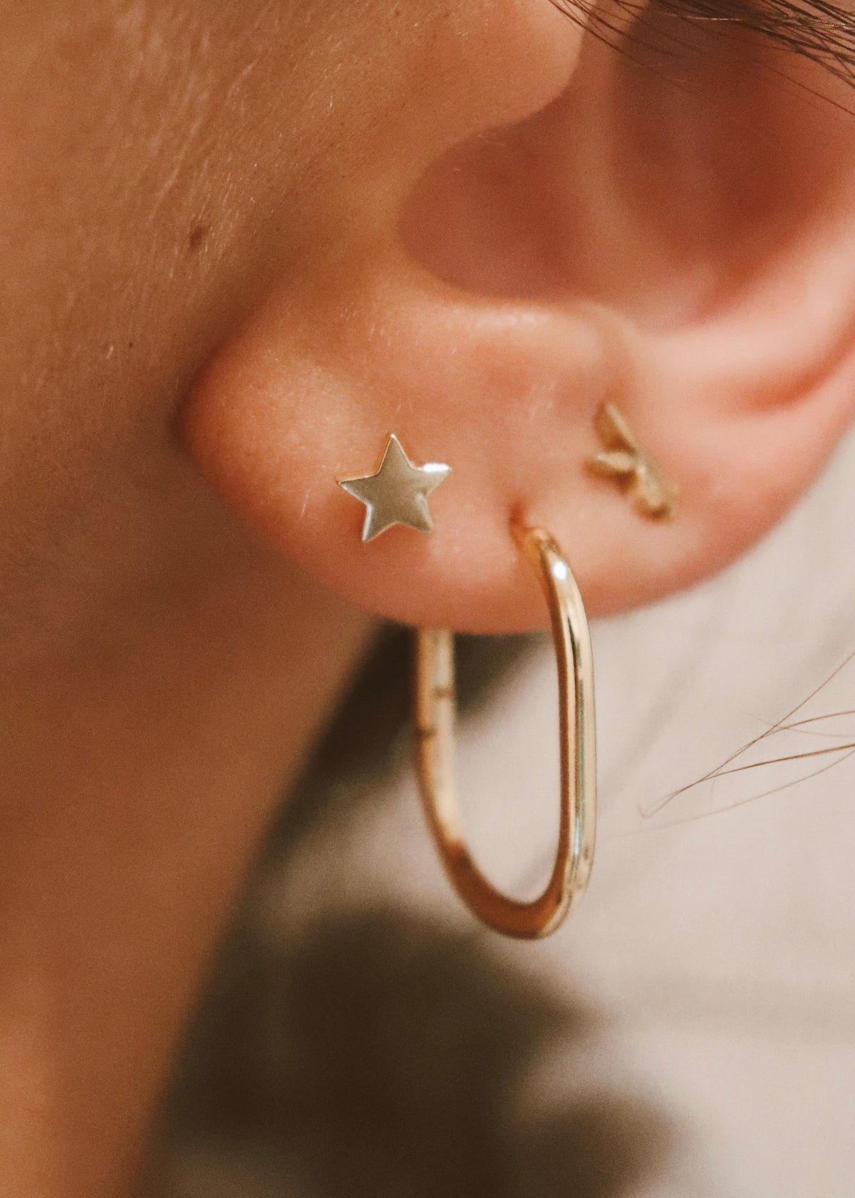 18k Gold Star Studs