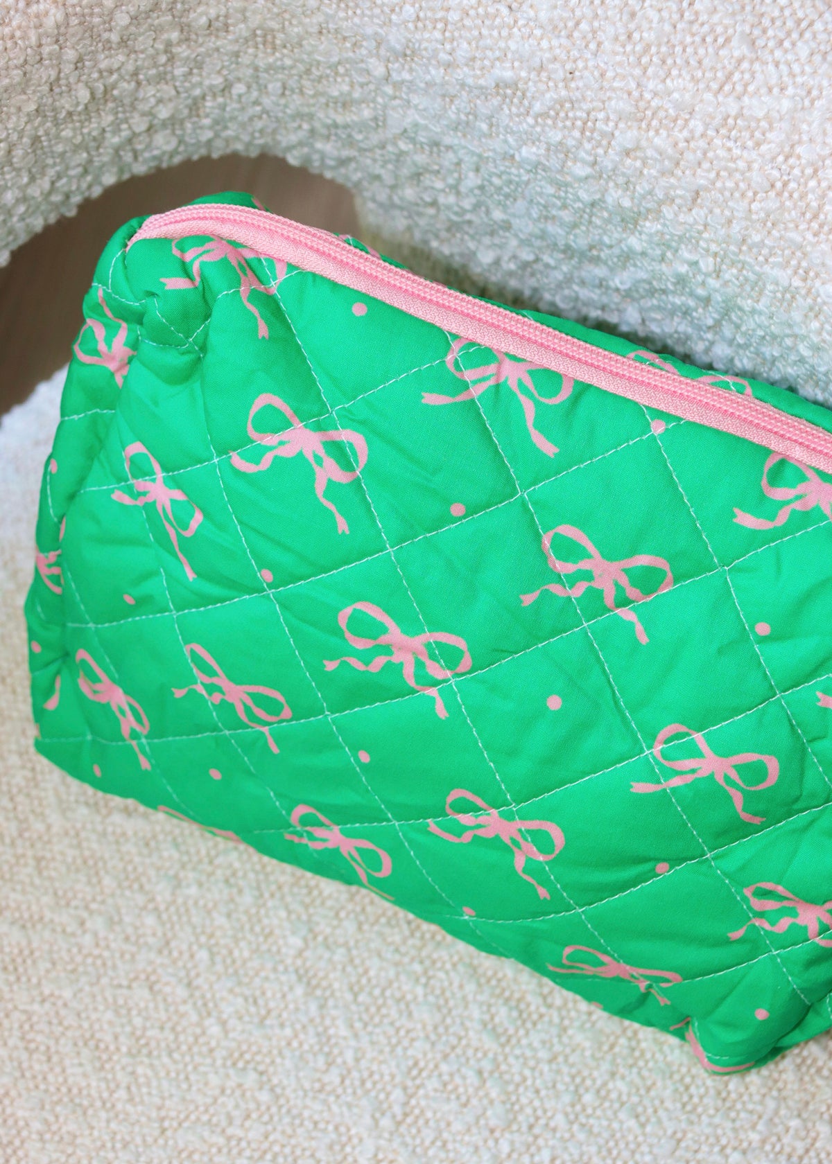 Sweet Green Medium Makeup Bag