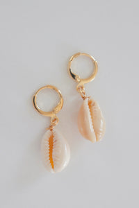 Cowrie Shell Huggies