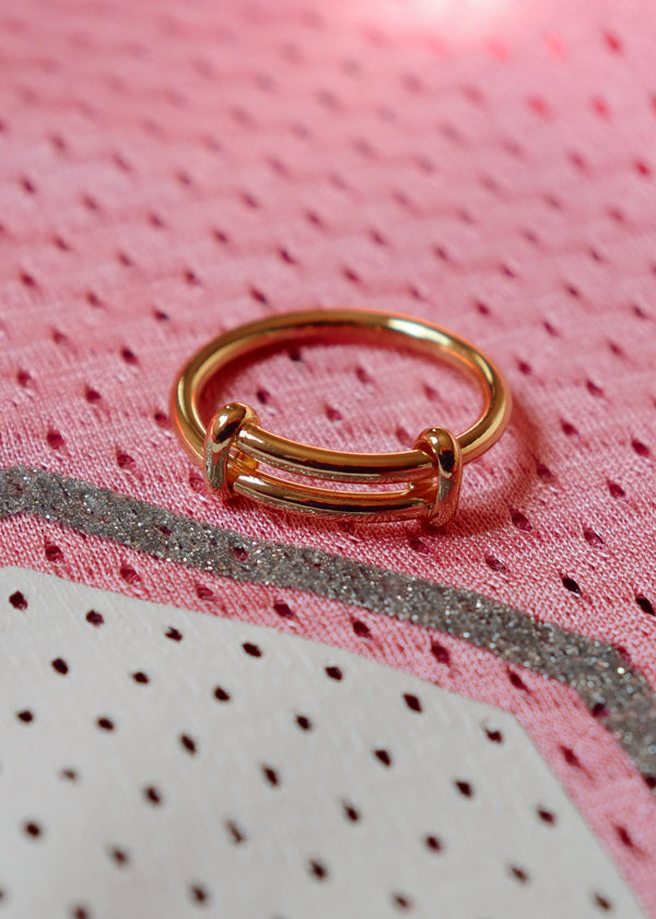 18k Gold Knot Ring