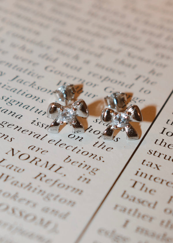 Sterling Silver Sweet Bow Studs