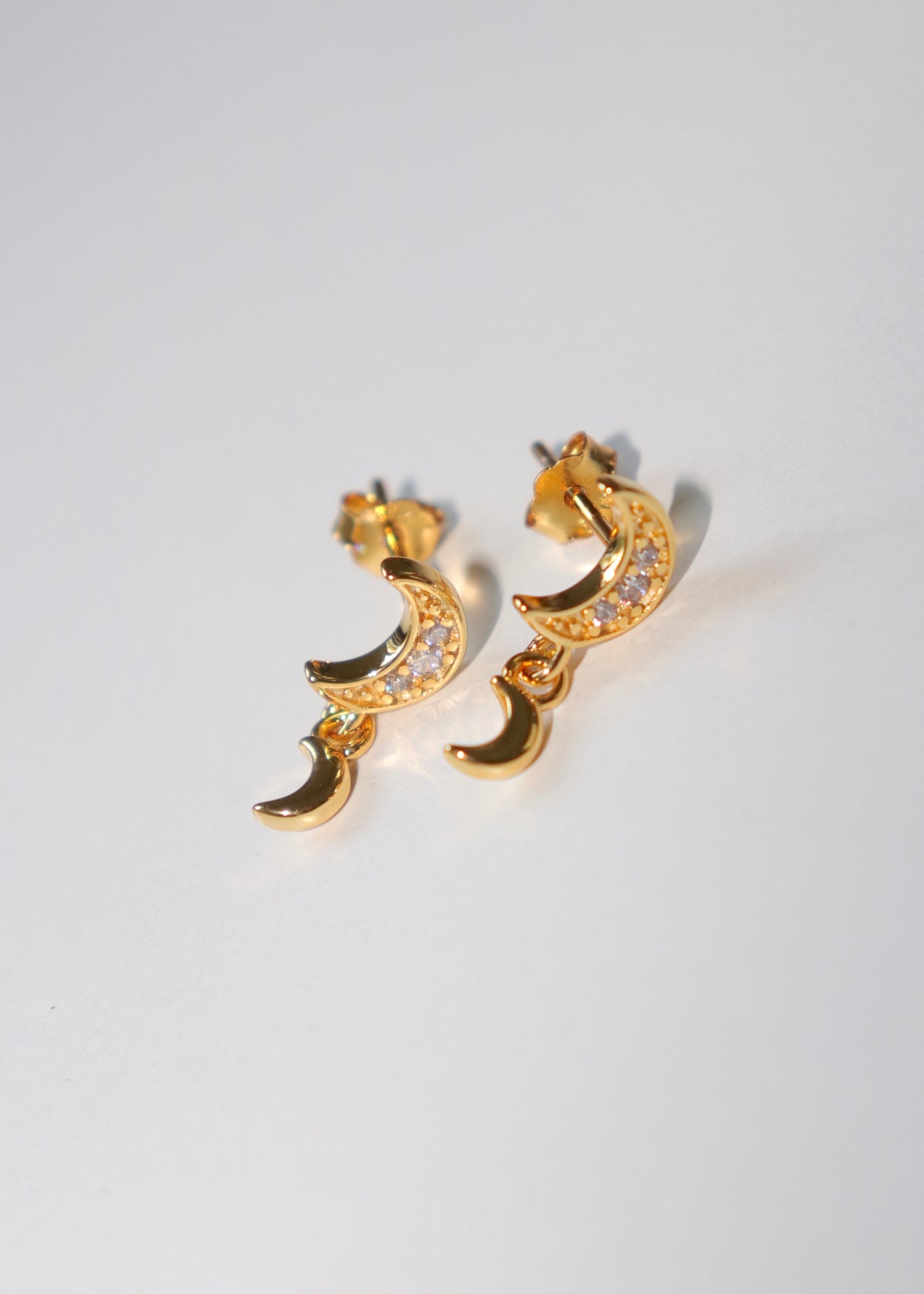 18k Gold Double Moon Studs