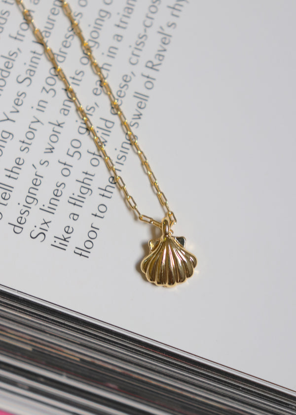 18k Gold Mini Seashell Necklace