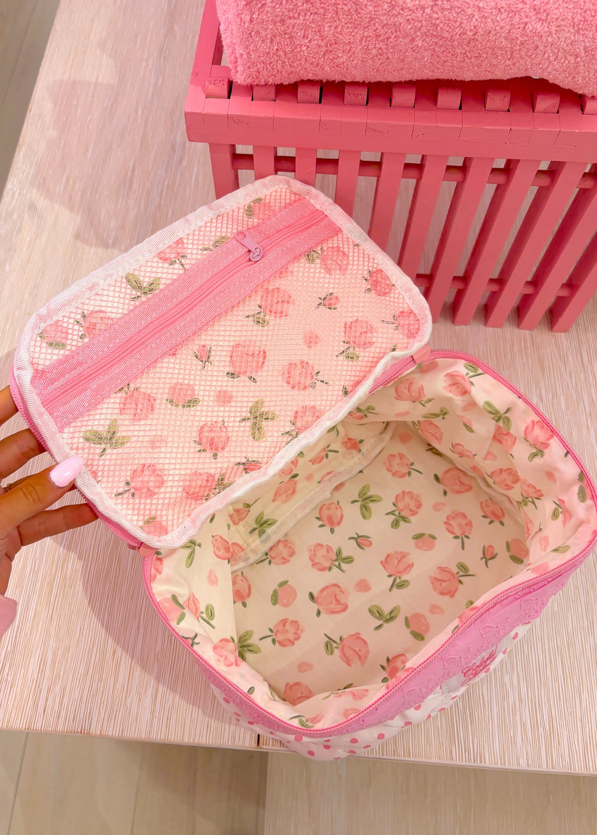 Pink Polka Dot Handle Makeup Bag